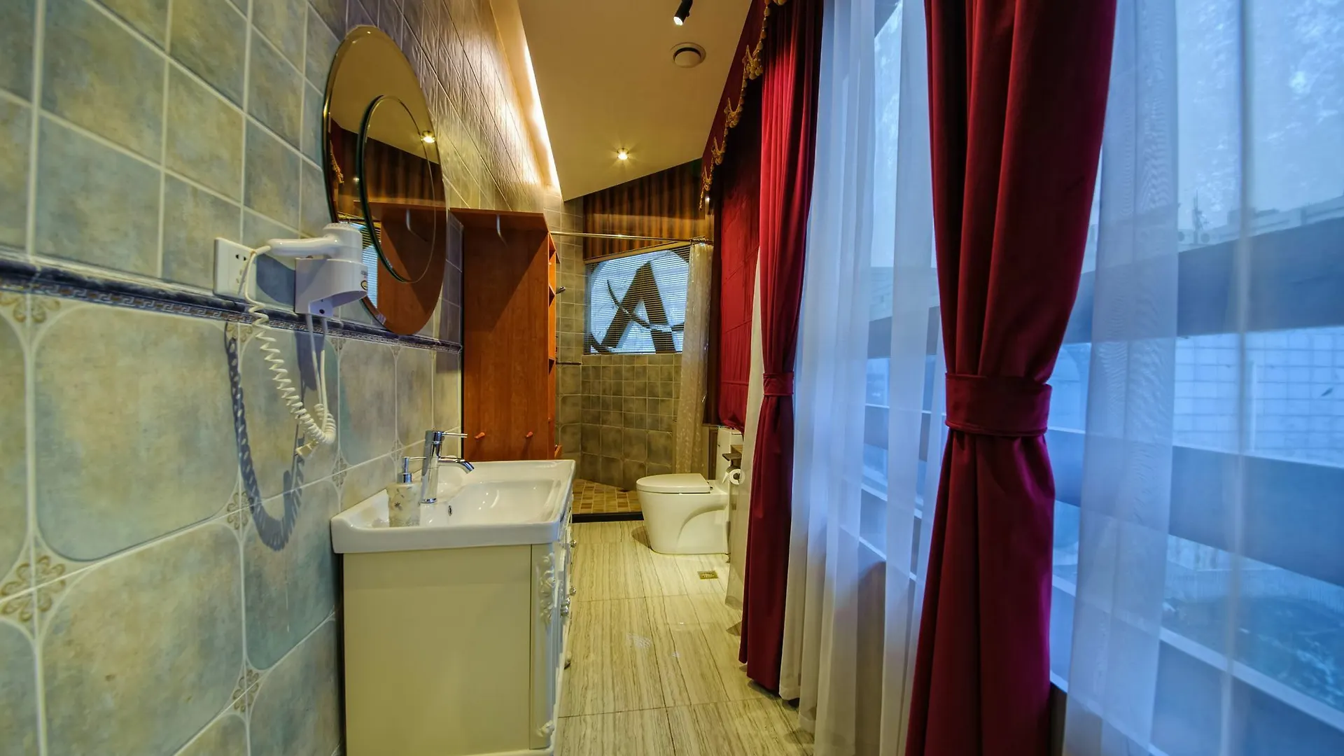 Alibaba Holiday Hotel 蘇州